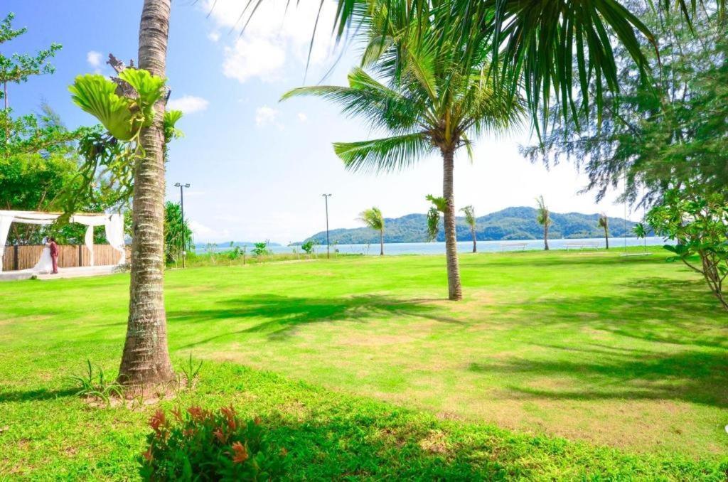 Seesea Resort Satun Bagian luar foto