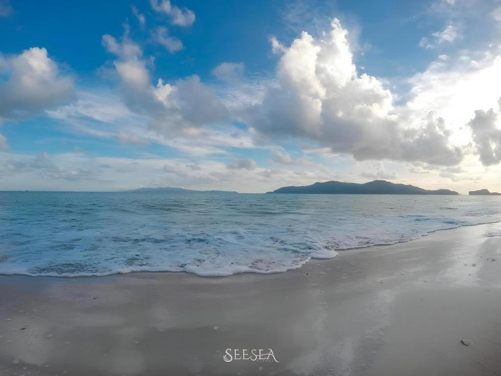 Seesea Resort Satun Bagian luar foto